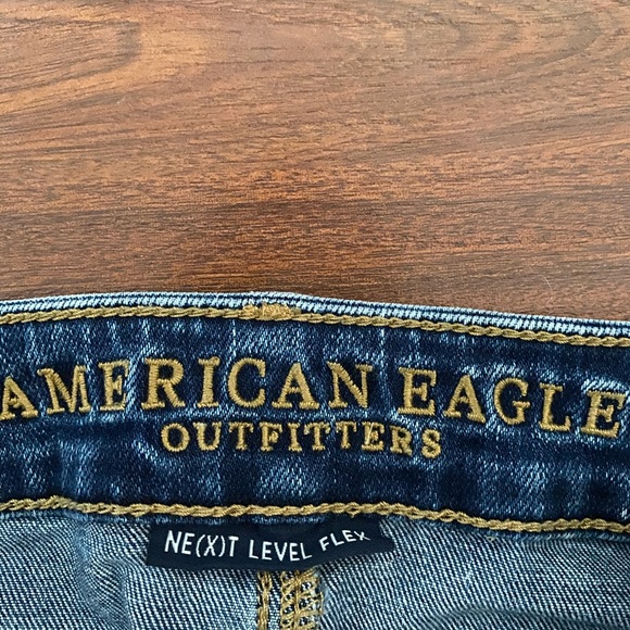 Distressed American Eagle Jeans - Picture 3 of 6